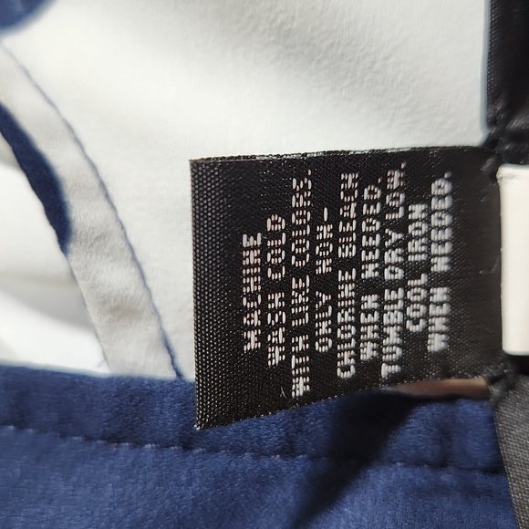 Size XL Blouse sleeveless  tank sewn in large Polka-dot Navy and White ALFANI - Picture 9 of 12